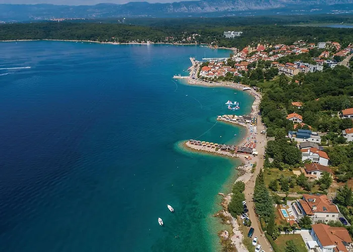 Stunning In With Wifi Appartement Njivice